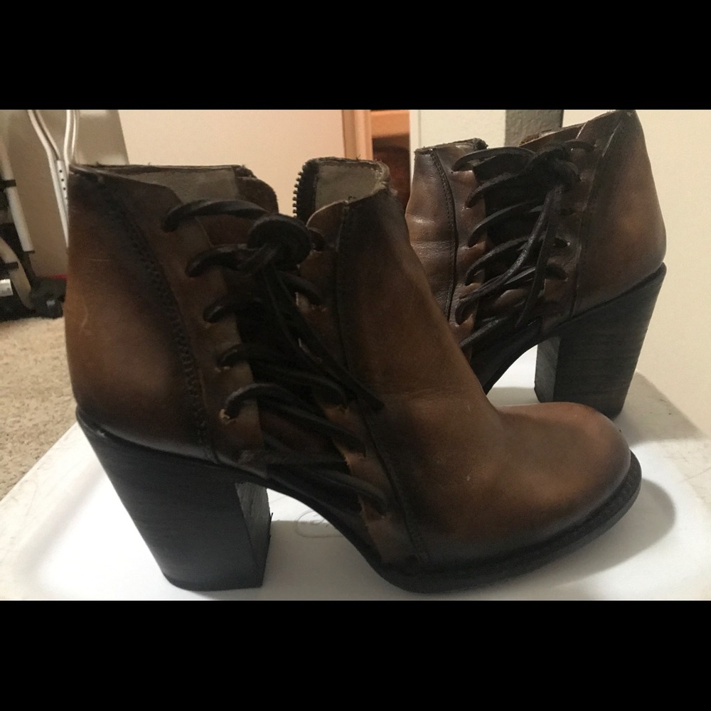 Women's Boots